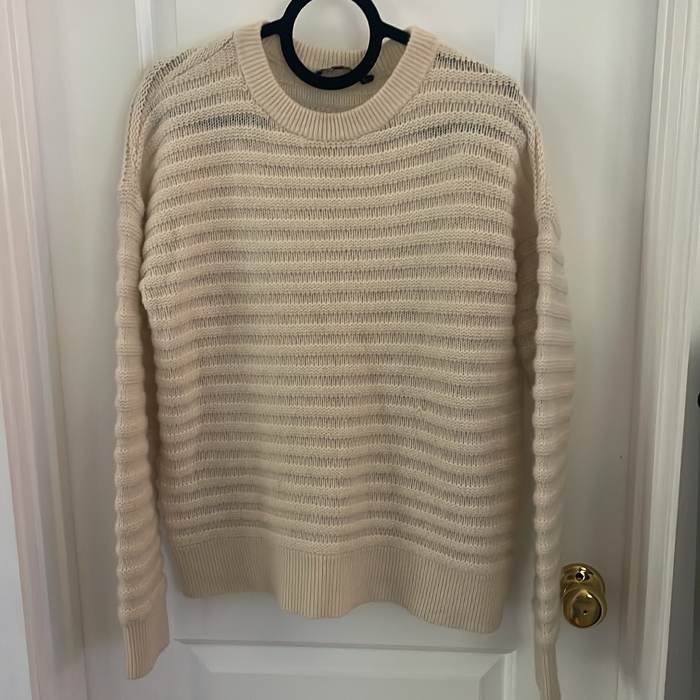 Theory Ribbed Cream Cashmere sweater L